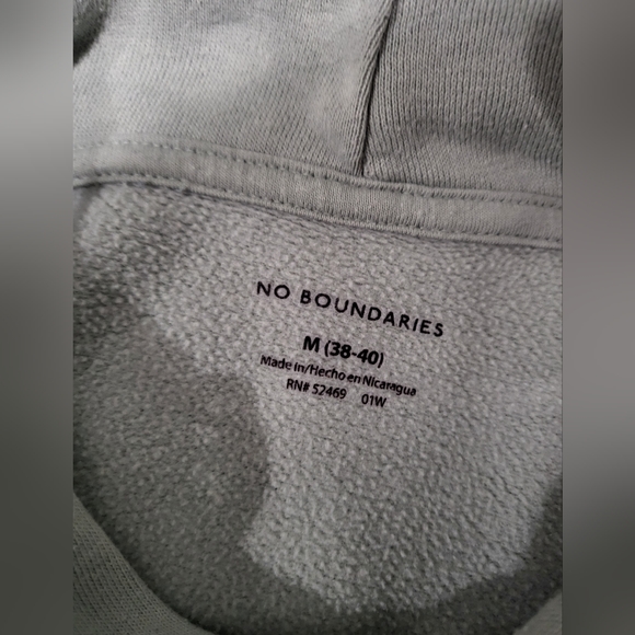 No Boundaries | Hoodie - Picture 3 of 3